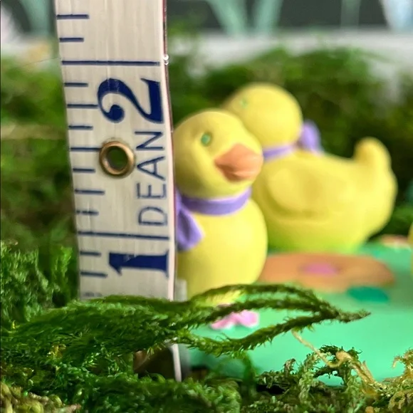 VINTAGE AVON whimsical Easter egg resin holders, baby ducks, bunnies, sheep. 90s - Picture 13 of 14